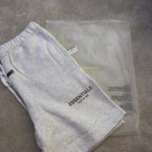 Fear of God Essentials Sweatshorts